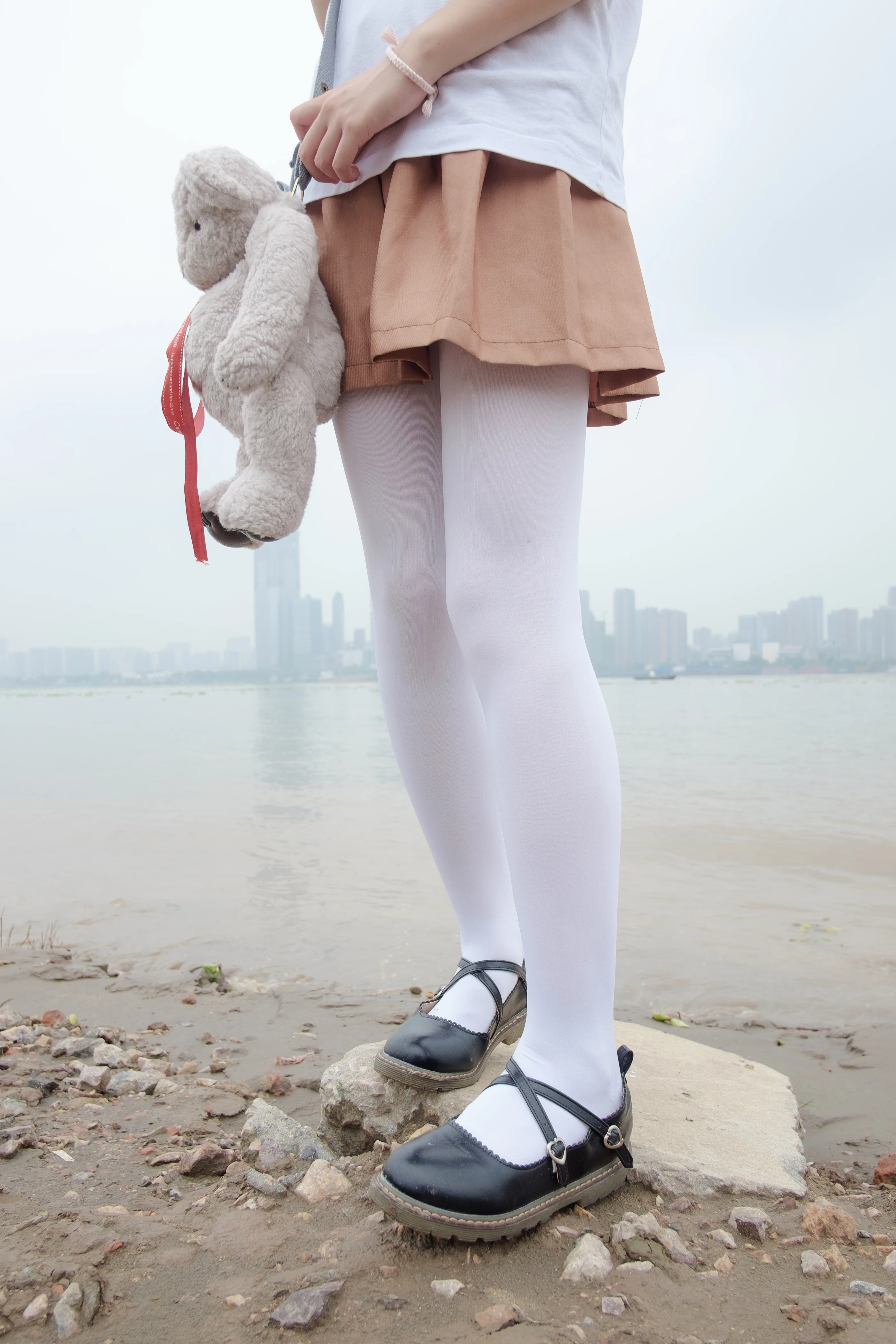 森萝财团 [BETA-004] 高中女生JK白丝外拍 [113P]插图1
